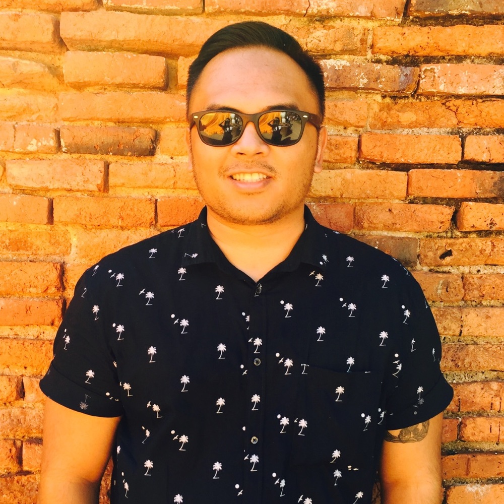 Meet your Posher, Zachary
